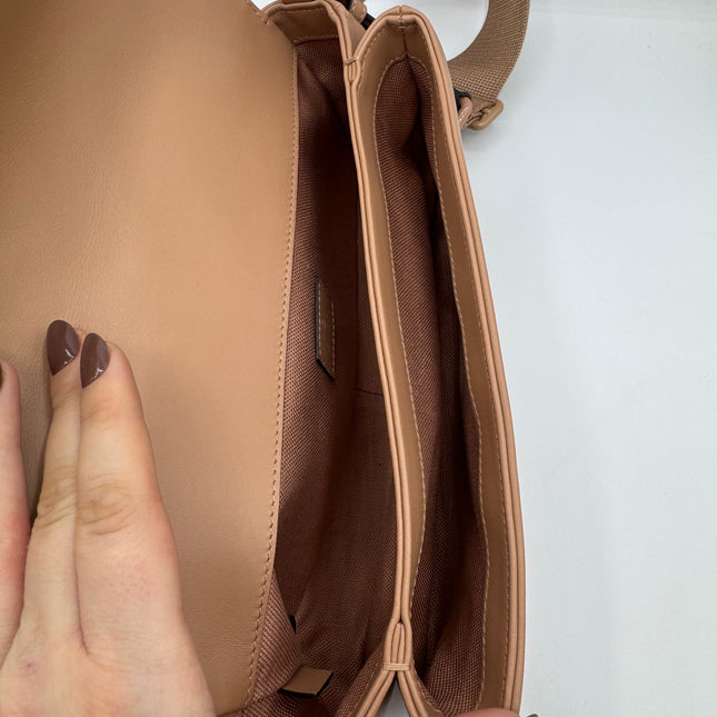 Sac Gucci GG Marmont matelassé beige