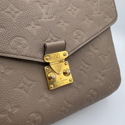 Sac Louis Vuitton Métis Cuir Empreinte tourterelle