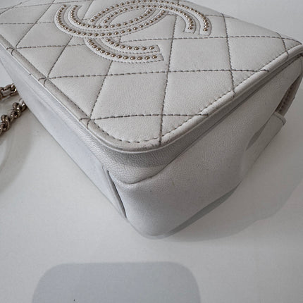 Sac Chanel caméra blanc cassé