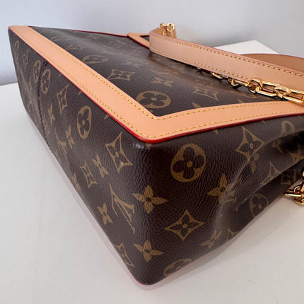 Sac Louis Vuitton Dauphine Soft GM