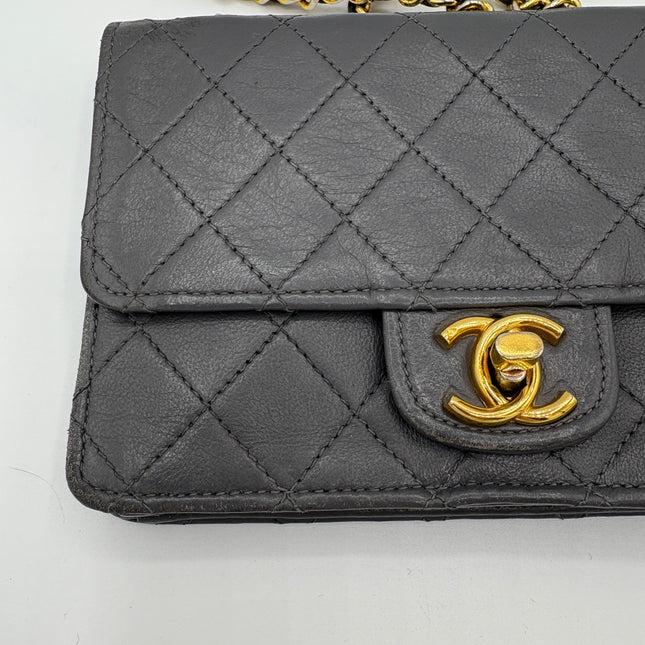 Sac Chanel Timeless mini vintage gris souris