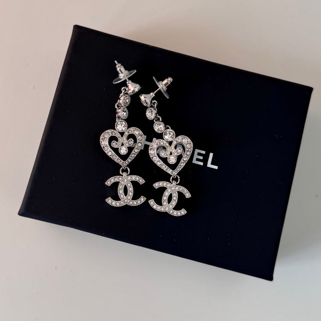 Boucles d’oreilles pendantes Chanel