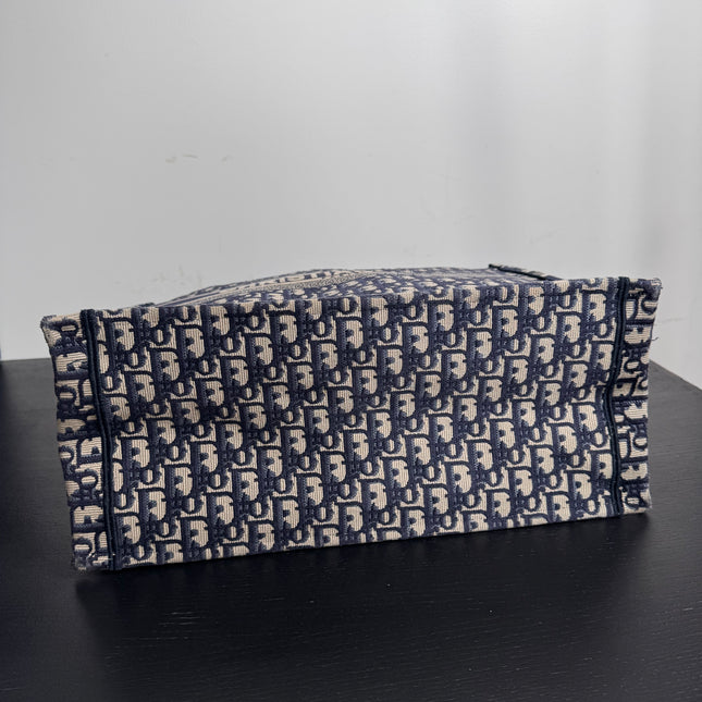 Sac Dior Tote Book large