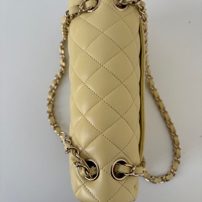 Sac Chanel Timeless jaune pâle 23 cm