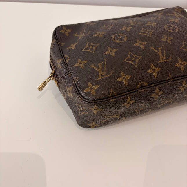 Trousse de toilette Louis Vuitton monogram 23cm