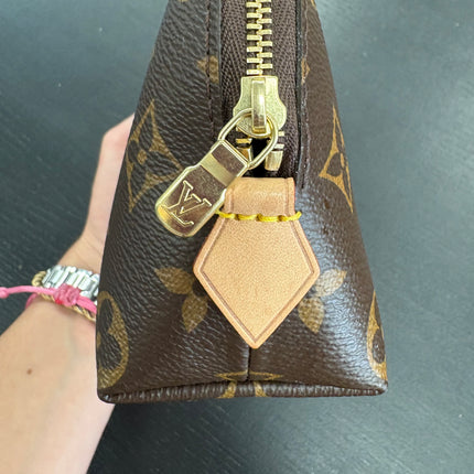Pochette Cosmétique Louis Vuitton PM