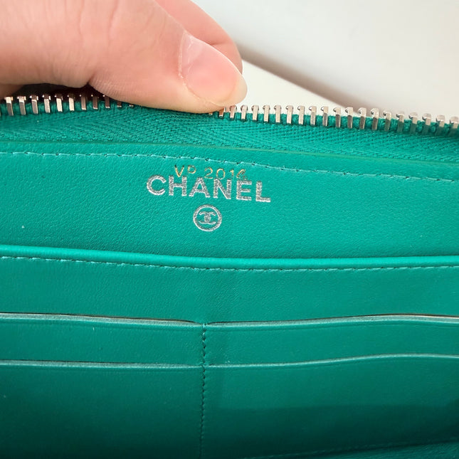 Portefeuille Chanel long zippé classique
