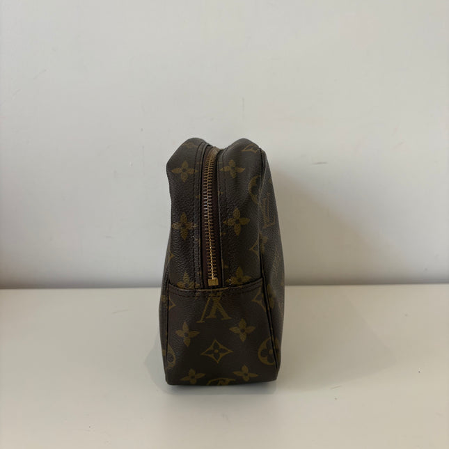 Trousse de toilette 28 Louis Vuitton