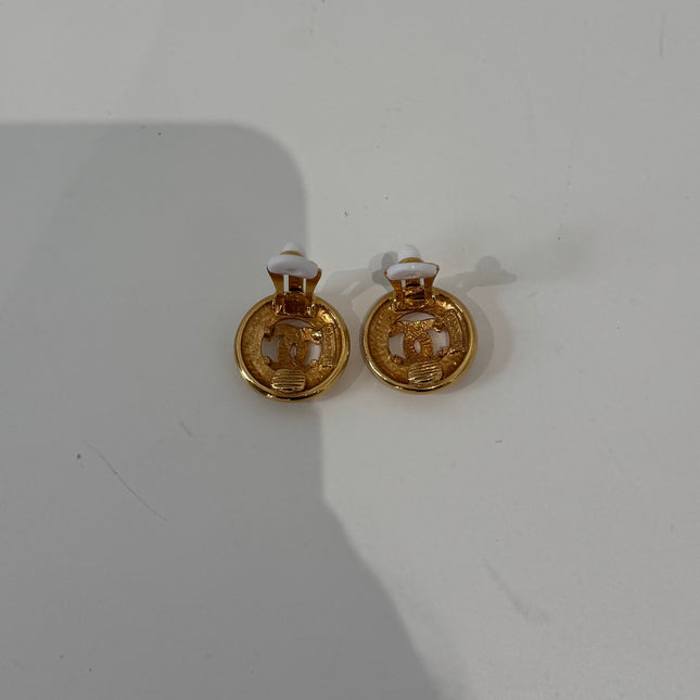 Boucles d’oreilles Chanel clips vintage