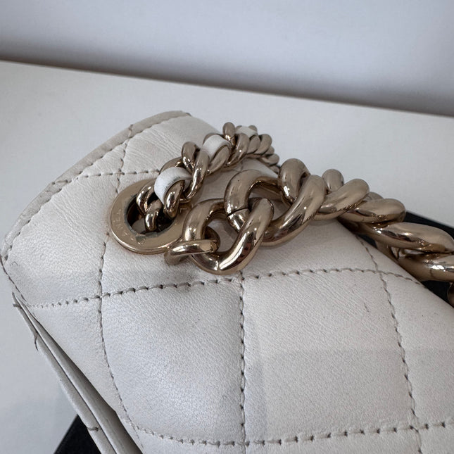 Sac Chanel caméra blanc cassé