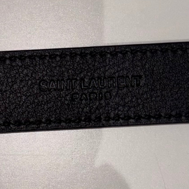 Ceinture Saint Laurent Cassandre T80 cuir grainé noir