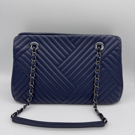 Sac Chanel Cabas Chevrons Bleu Marine