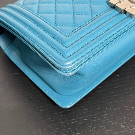 Sac Chanel Boy Medium Bleu