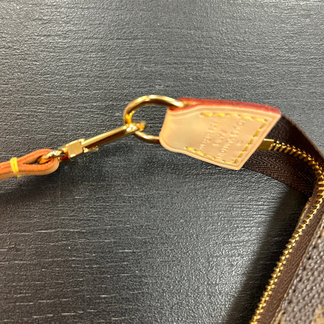 Pochette accessoires Louis Vuitton
