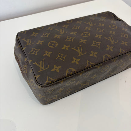 Trousse de toilette 28 Louis Vuitton
