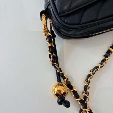 Sac Chanel Caméra Chevrons Noir