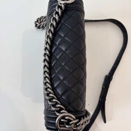 Sac Chanel Boy medium noir