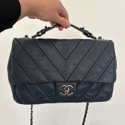 Sac Chanel Timeless chevrons bleus