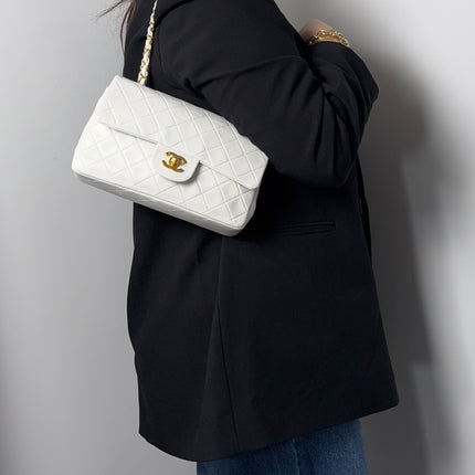 Sac Chanel Timeless Vintage 23cm Blanc