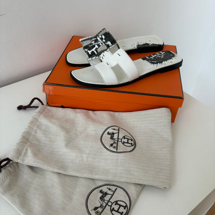 Sandales Hermès Oran Noir et Blanc T40