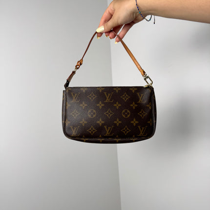 Sac Pochette Louis Vuitton Accessoires Monogram