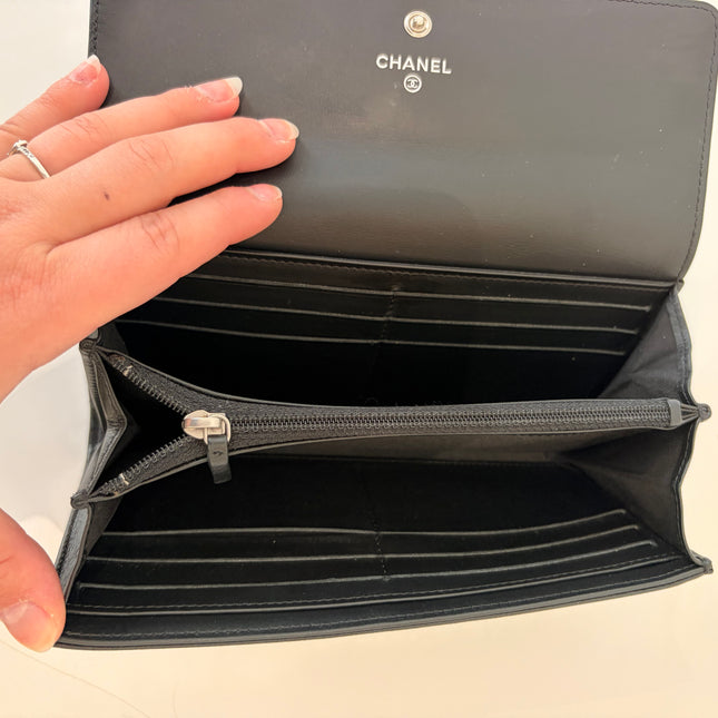 Portefeuille Chanel noir