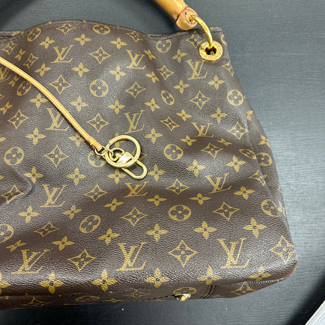 Louis Vuitton Artsy MM