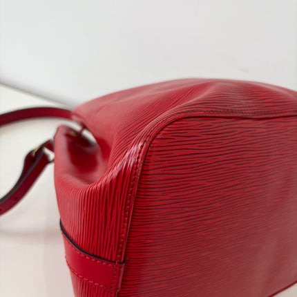 Sac Louis Vuitton Noé PM Cuir Épi Rouge