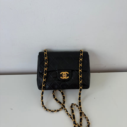 Sac Chanel Timeless Mini Square Noir