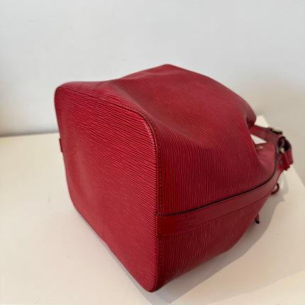 Sac Louis Vuitton Noé PM Épi Rouge