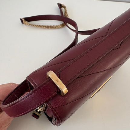 Sac Chanel chevrons bordeaux