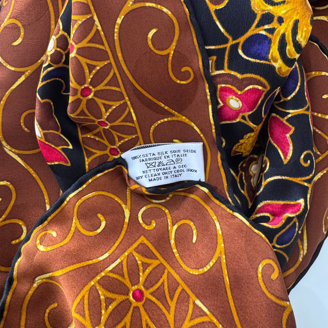 Carré Yves Saint Laurent