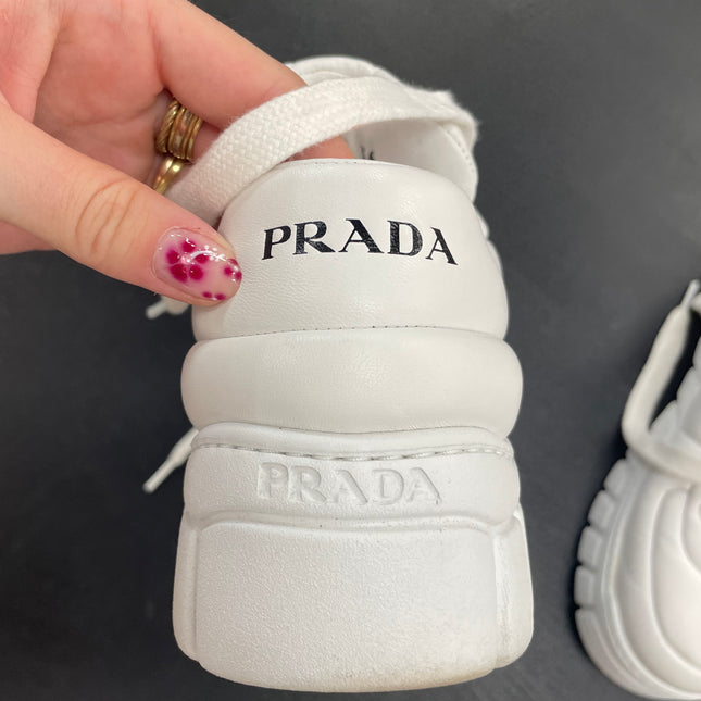 Basket Prada en cuir blanc T36