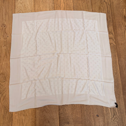 Carré de soie Louis Vuitton beige  Monogram