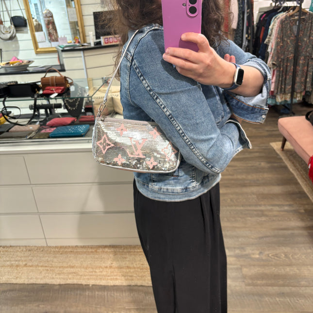 Pochette Accessoires Sequins Louis Vuitton
