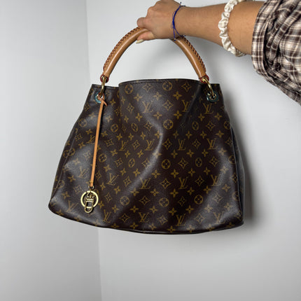Sac Louis Vuitton Artsy MM
