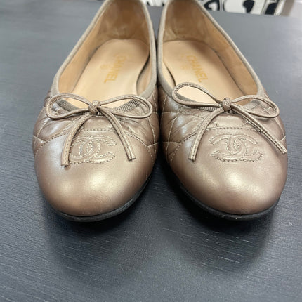 Ballerines Chanel Matelassées Bronze T39