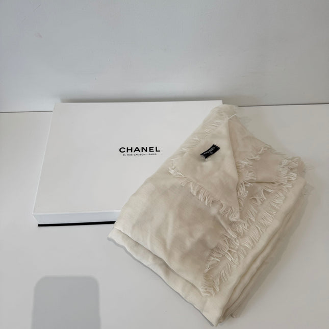 Écharpe Chanel