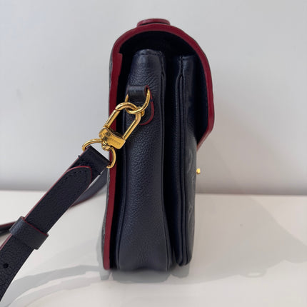 Pochette Métis Louis Vuitton Cuir empreinte marine