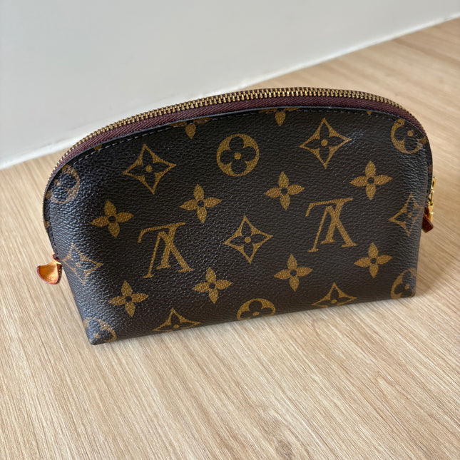 Louis Vuitton pochette cosmétique Pm