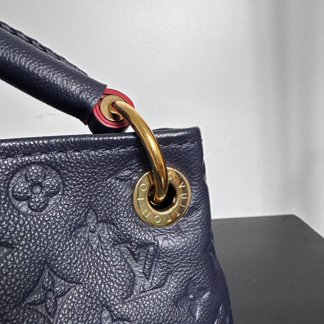 Sac Louis Vuitton Artsy Mm