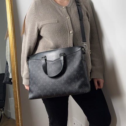 Sac Louis Vuitton Explorer Éclipse Monogram