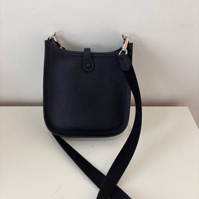 Sac Hermès Evelyne 16 bleu marine