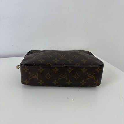 Trousse de toilette 23cm Louis Vuitton