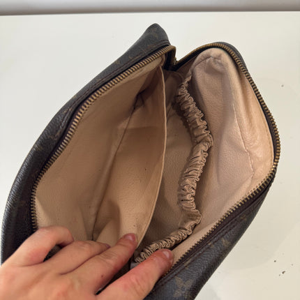 Trousse de toilette Louis Vuitton 23cm Monogram