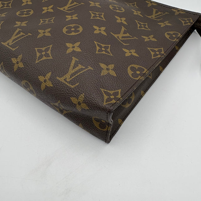 Poche Toilette Louis Vuitton