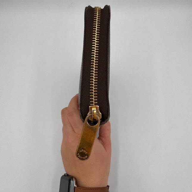 Portefeuille Louis Vuitton Zippy
