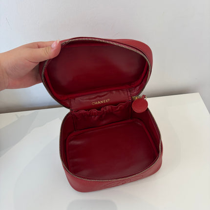 Vanity Chanel Cuir caviar rouge