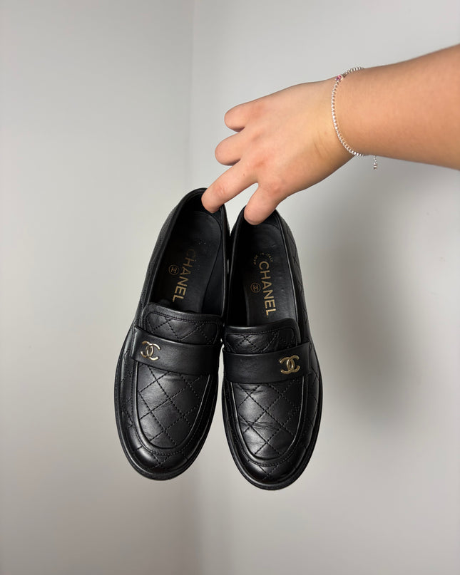 Mocassins Chanel noir CC T36,5