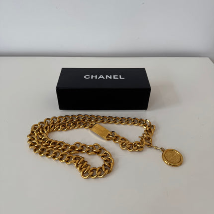 Ceinture Chanel médaillon vintage 85cm
